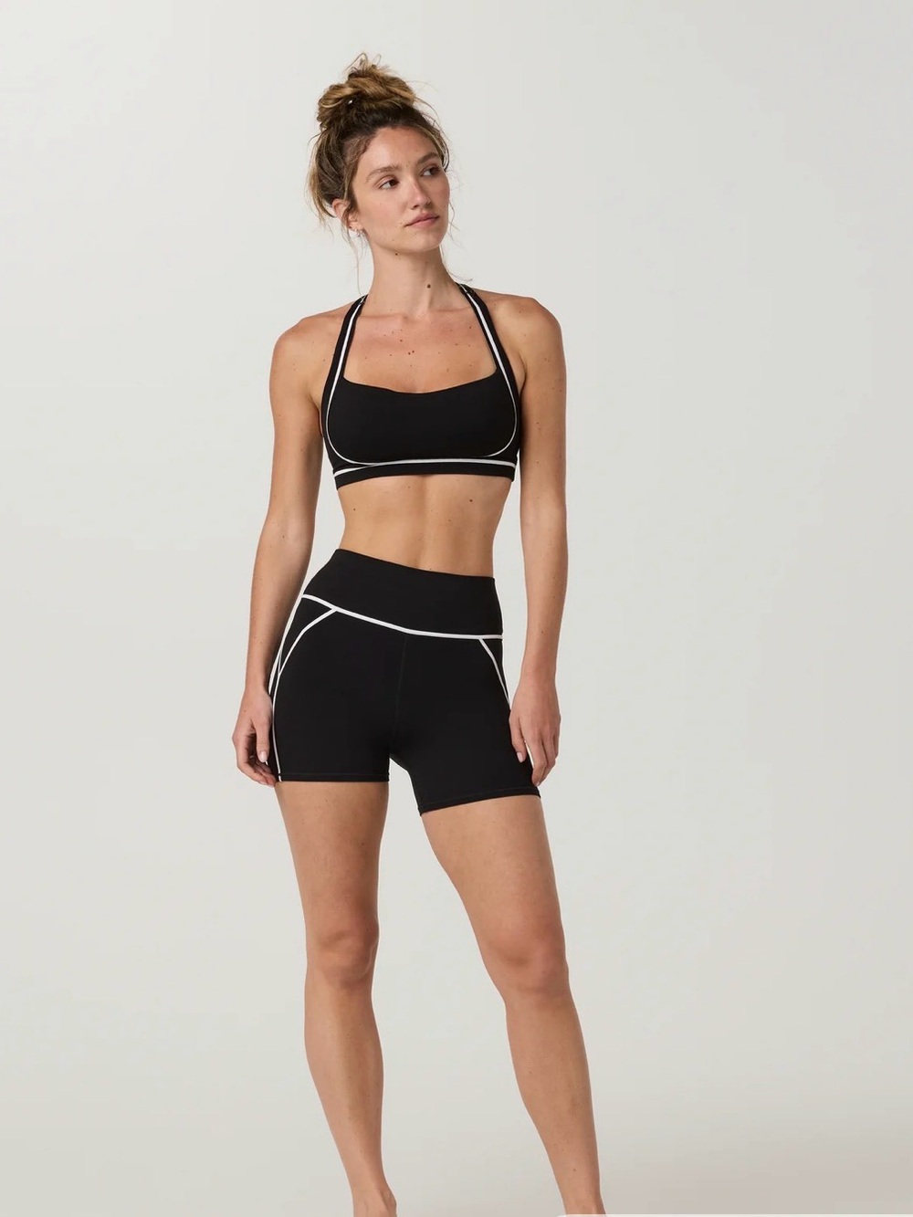 NWT Vuori All the Feels shorts